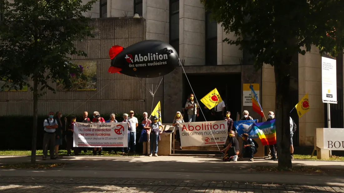 Dijon : ils jeûnent pour demander l’interdiction des armes nucléaires